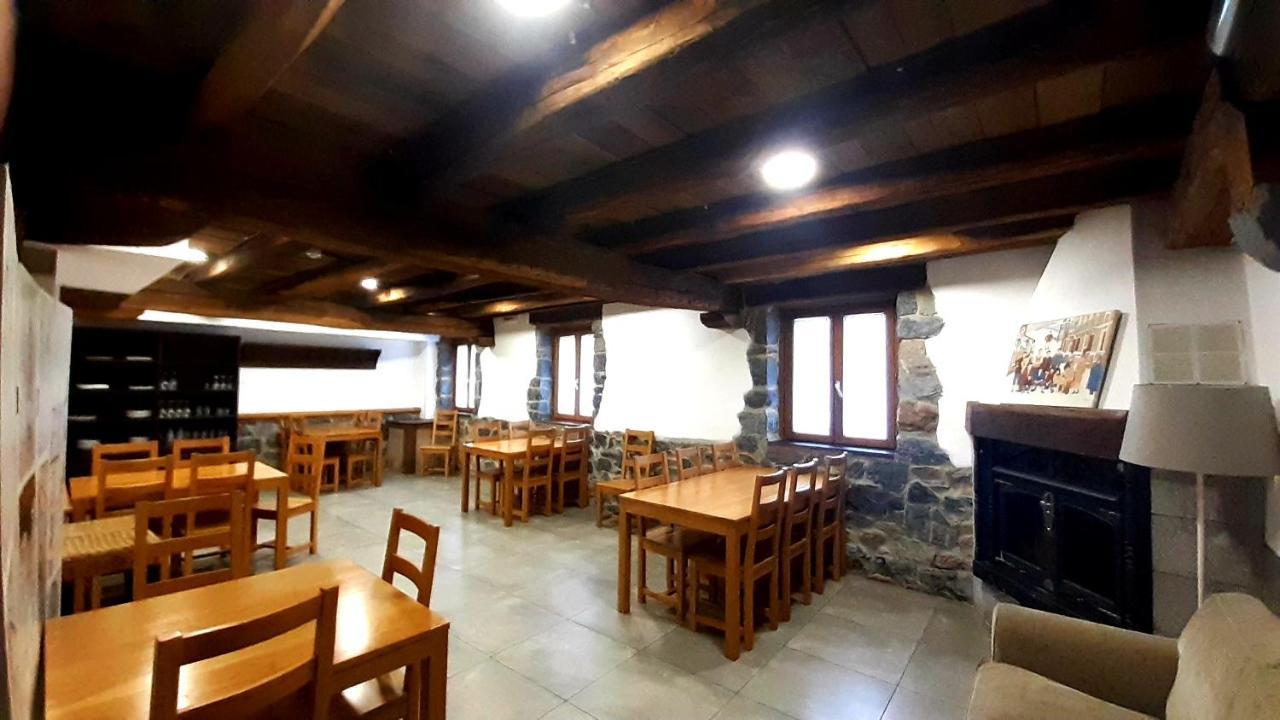 Hostal-Cicloturismo Lopenea Leitza  Exteriör bild
